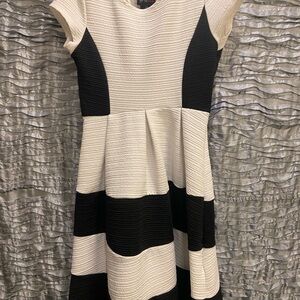 White & Black Textured Girls' Dress Size 7/8